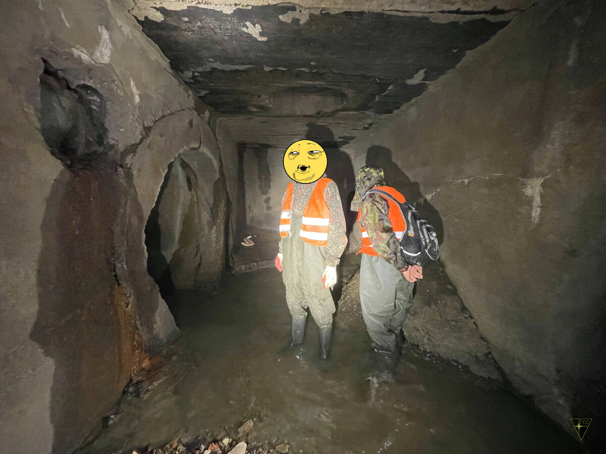 После Чуры мы ощутили, что есть ещё порох в пороховницах и ягоды в ягодицах. И отчего бы не посетить коллектор некоего ручья или скромной речки?-16