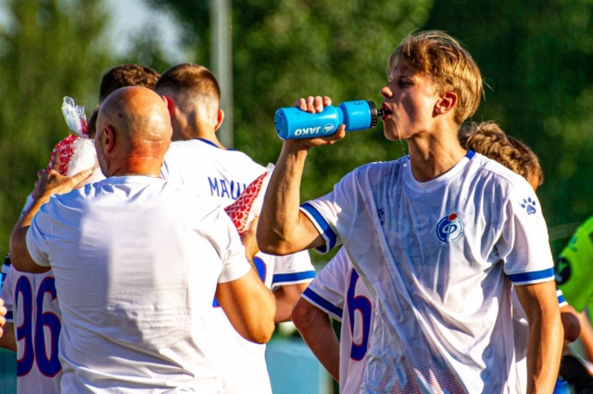    Воронежский «Факел» и «Зенит» рассудит московский арбитр