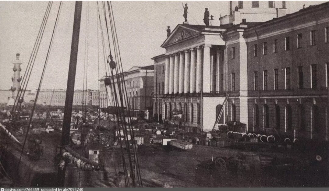 Здание Таможни. Фото 1870-х годов с сайта pastvu.ru