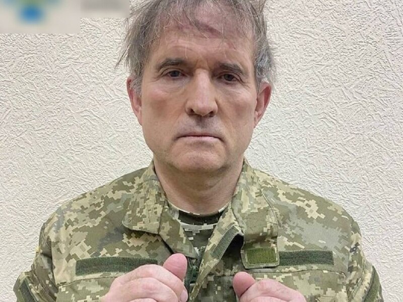    Зачем оживлять политический труп Виктора Медведчука?