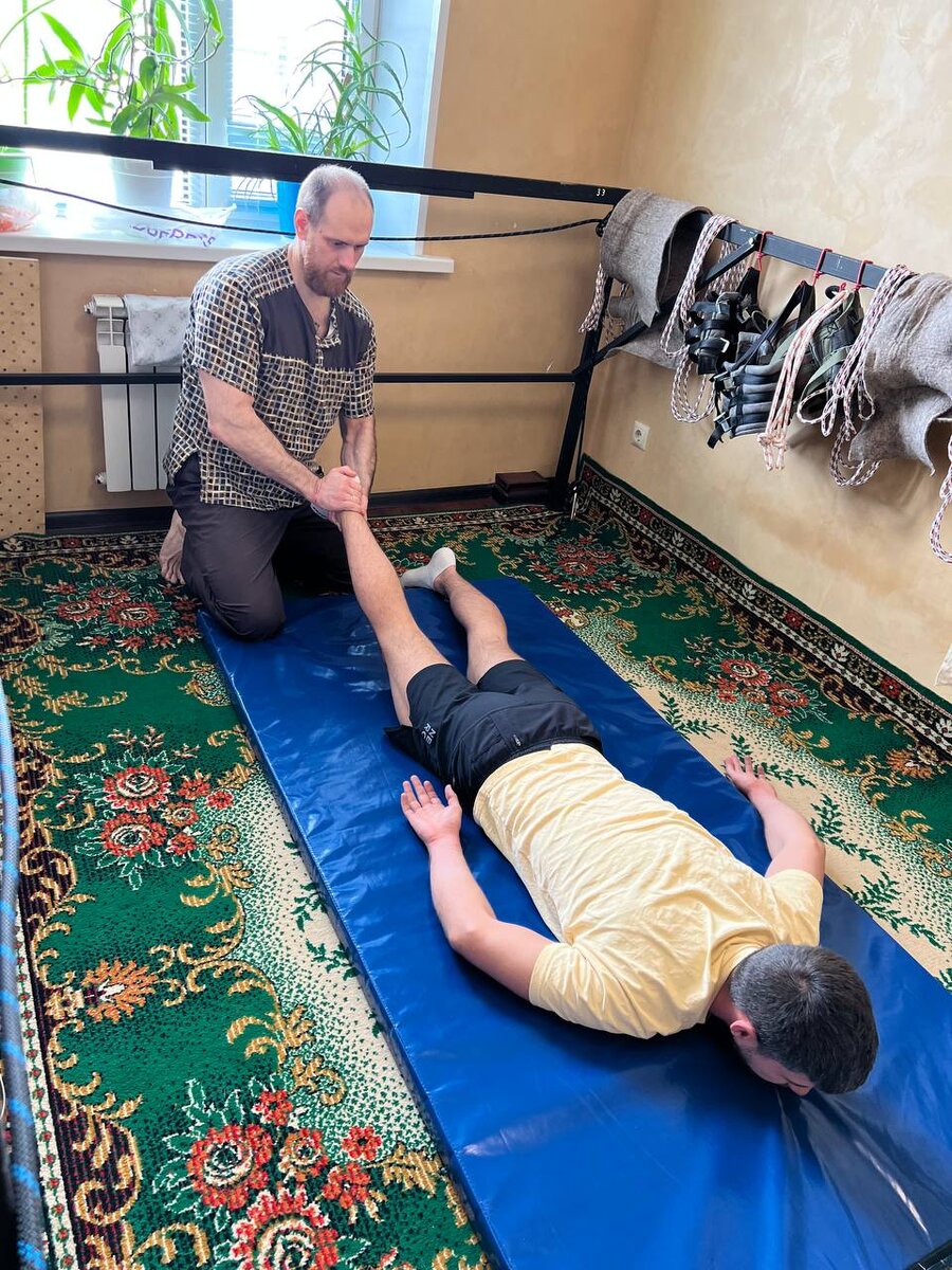 Мануальный терапевт