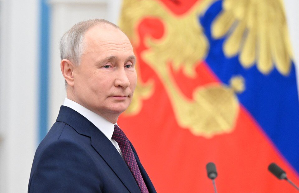     Путин заявил, что Россия должна ответить на санкции расширением экономических свобод  REUTERS
