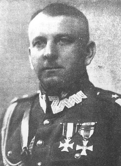Казимир Фабрици (3 марта 1888, Одесса — 18 июля 1958, Лондон) — польский военачальник, генерал дивизии, в годы Второй мировой войны командующий армией «Карпаты»