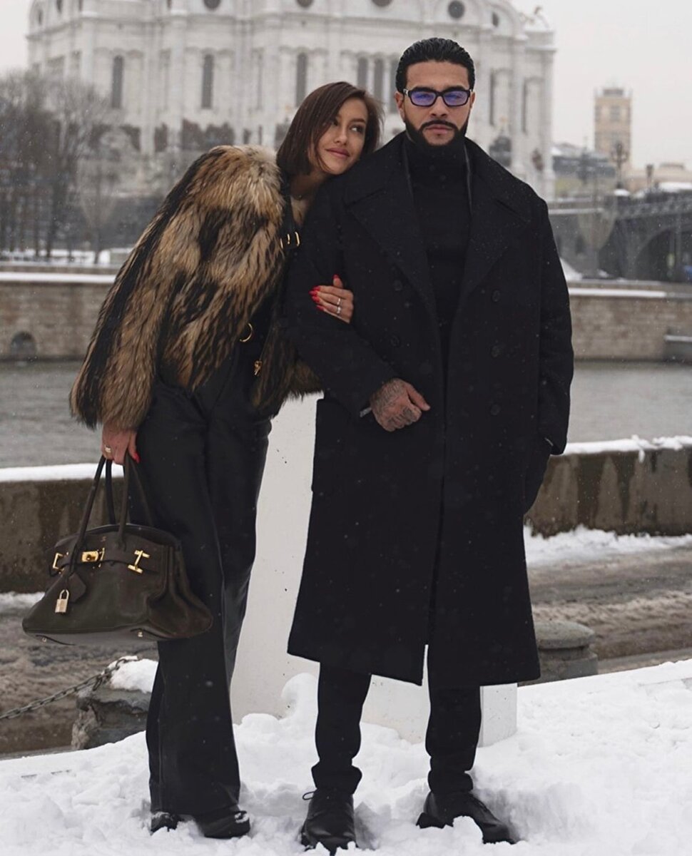 В Сети обсуждают новый роман Тимати с эффектной моделью Lifestyle Селдон Новости