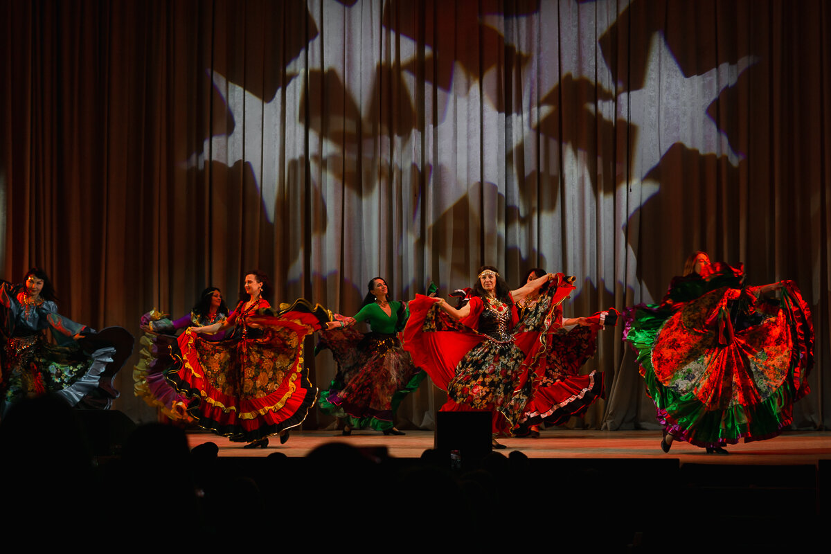 Цыганские танцы. Фото автора (Необычный фотограф S.Tar)