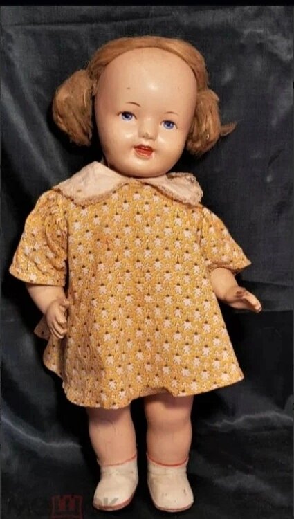 Моя кукла была похожа на эту куклу. Фото из интернета, из разных источников. На авторство не претендую.