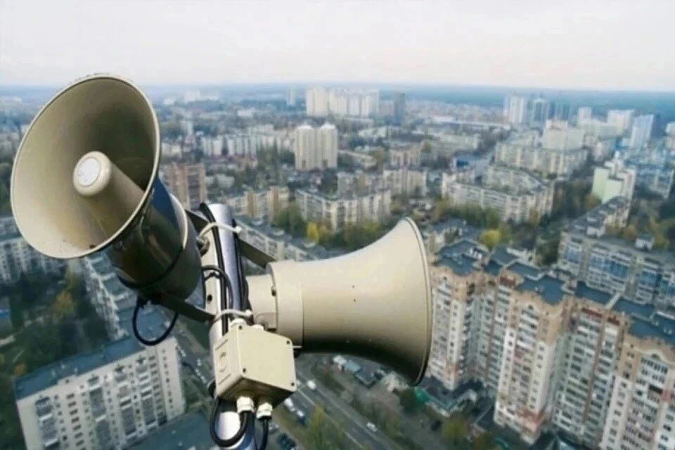     Рогов сообщил о мощном взрыве и воздушной тревоге в Запорожье  GLOBAL LOOK PRESS