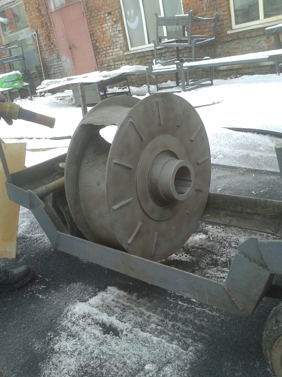 Обязательно отпескоструили рабочее колесо