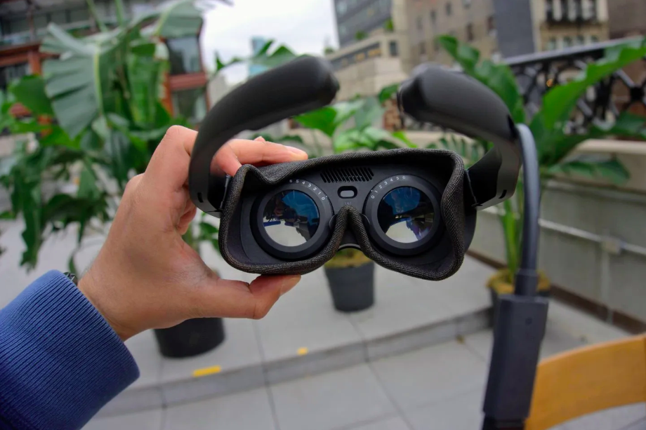     Что такое виртуальная реальность?