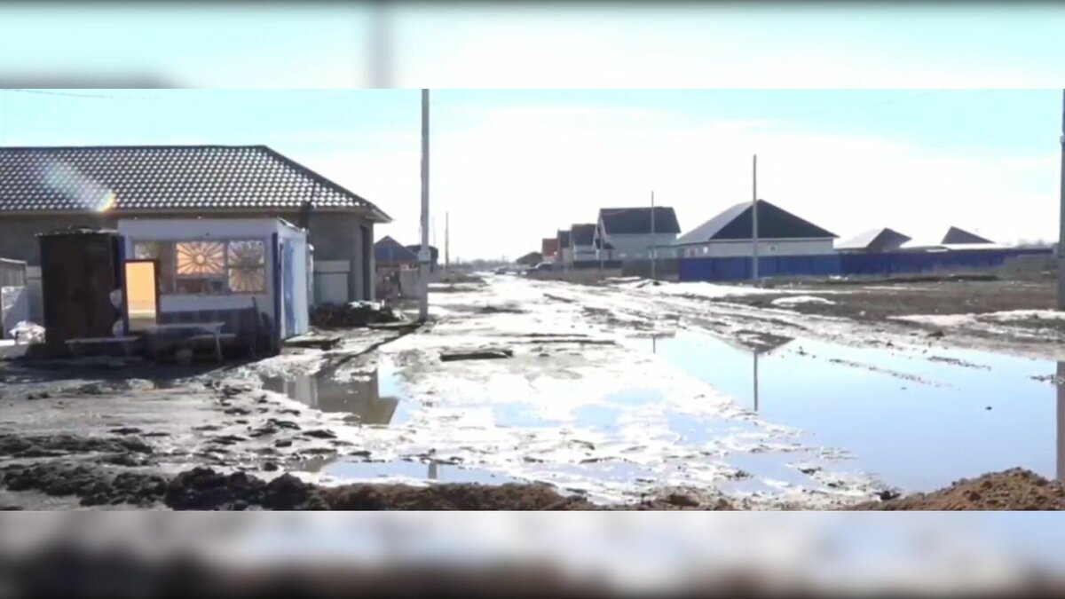 Паводок орб. Паводок в Оренбургской области 2023. Весенний паводок. Половодье. Наводнение фото.