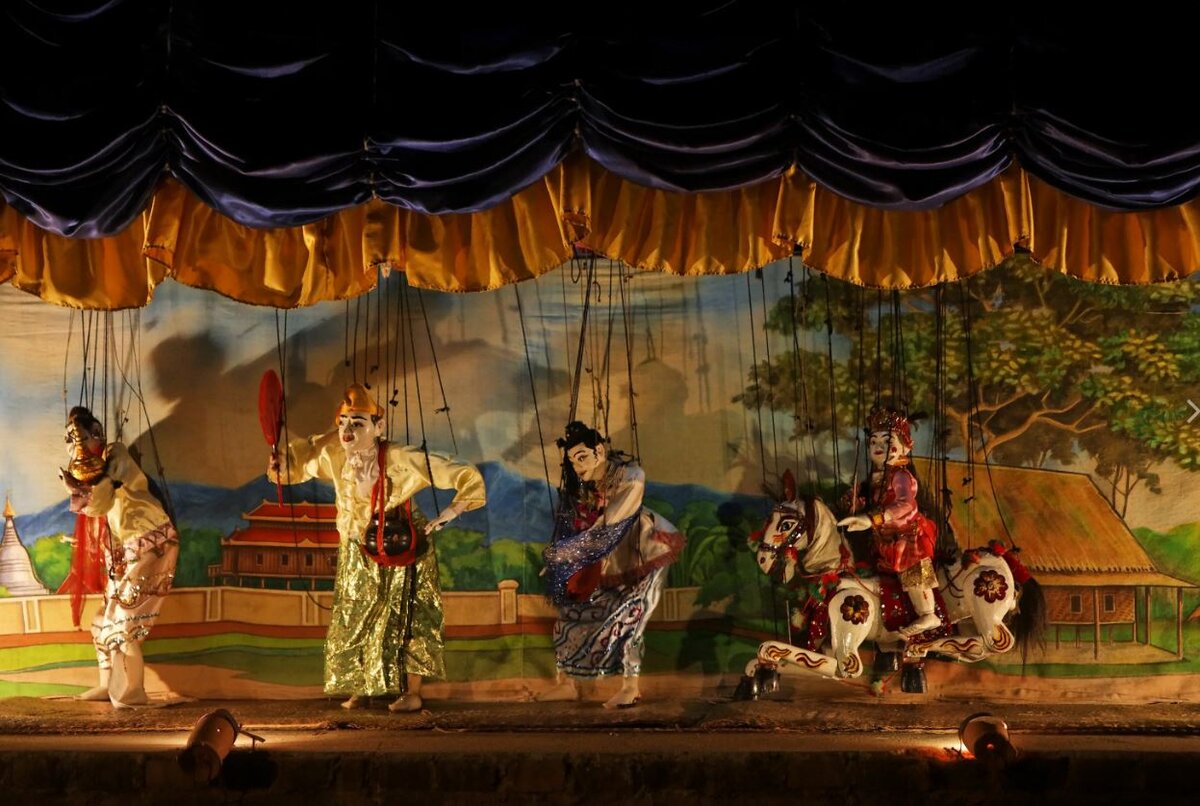 Индийский театр кукол. Фотография взята из свободных источников на просторах Интернета