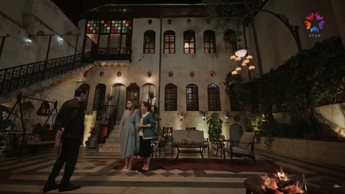 Кадр из сериала «Зимородок», Турция, 2022 год