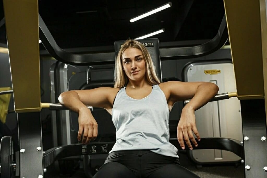 Екатерина Ефименко - по соместитеству персональный тренер Wind Rose Wellness. Опыт: 6 лет работы. КМС по тяжелой атлетике, II Юношеский разряд по плаванию, высшее педагогическое образование