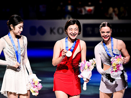     Хэ Ин Ли, Каори Сакамото, Луна Хендрикс, фото: Raniero Corbelletti/AFLO/Global Look Press