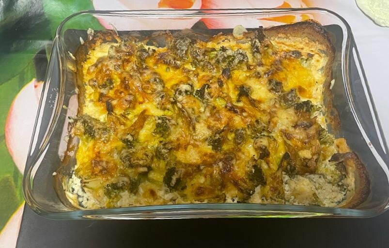 Запеканка с курицей и брокколи