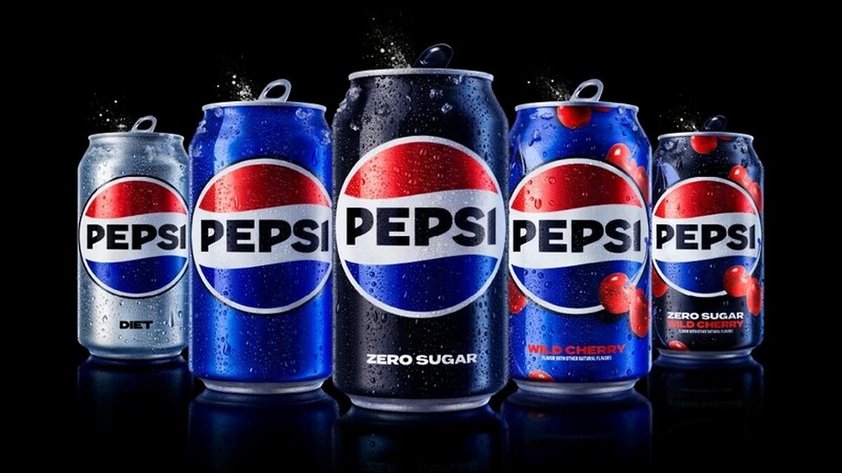 Pepsi с новым логотипом 
Фото: PepsiCo