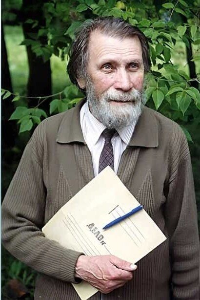 февраль 1990 календарь. 03 1990. юбка 106-21, 58. сабвуфер sven ha-636w. 03 1990.