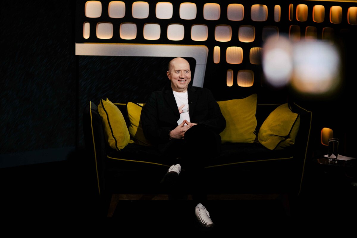     "Был близок к тому, чтобы делать обряды": почему Сергей Бурунов не мог въехать в новый дом