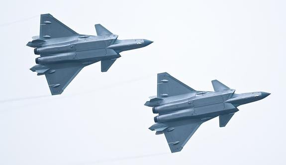   Китайские самолеты, Deng Hua / globallookpress.com