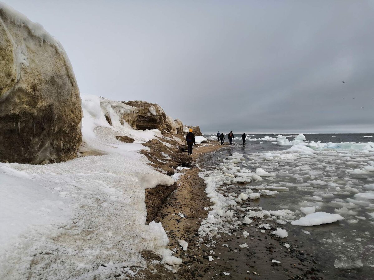 Залив Кайган. Море, льдины
