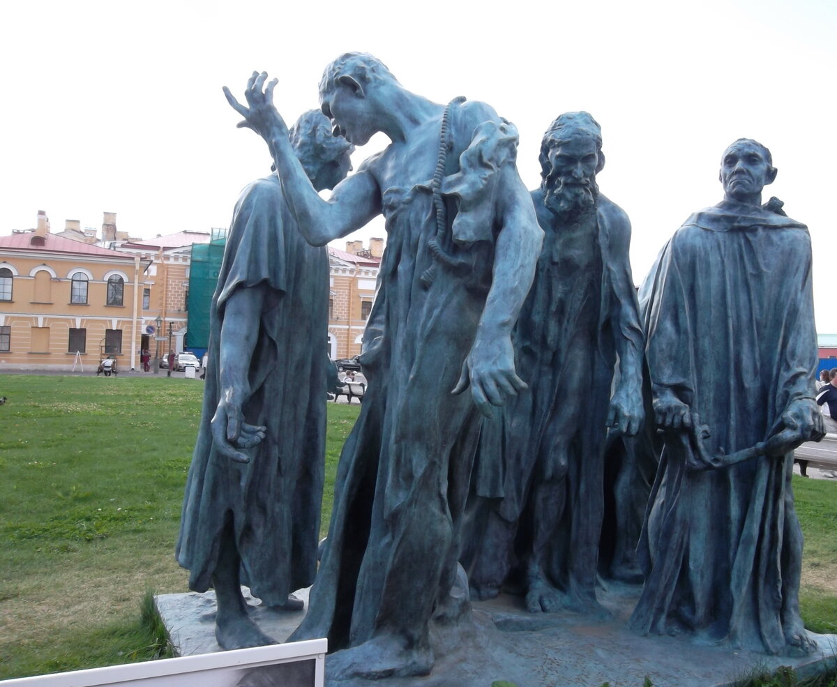 Санкт-Петербург. Петропавловская крепость. Выставка работ О. Родена.  Фото автора