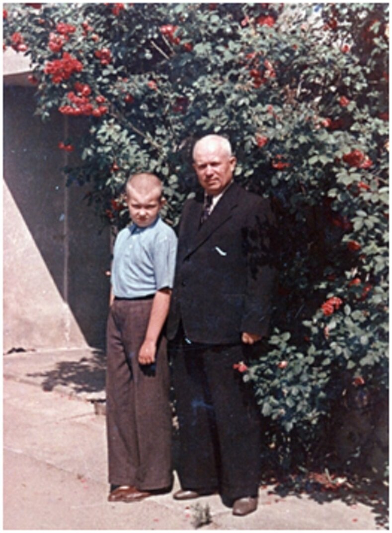 сыновья хрущева никиты сергеевича. сергей никитич хрущёв. никита сергеевич хрущёв. сыновья хрущева никиты сергеевича. сергей никитич хрущёв.