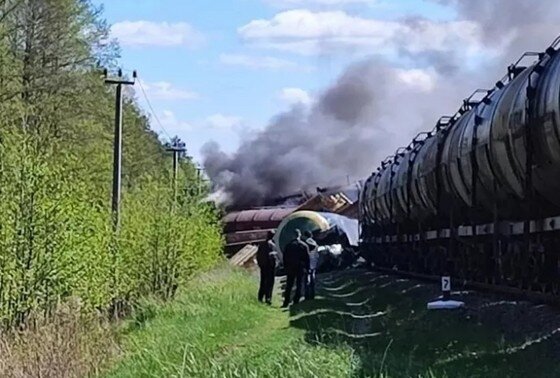    Место схода с рельсов грузового состава в Брянской области