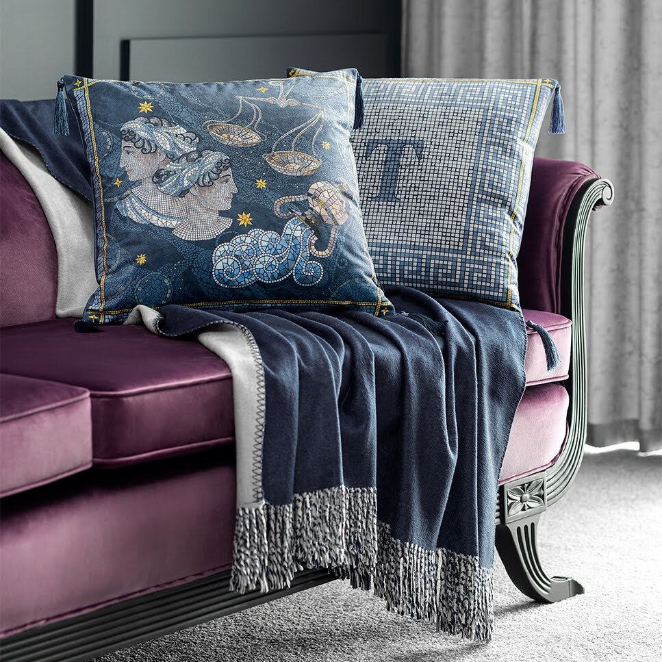 Декоративная подушка «Элементи Эйрис», 3 450 ₽