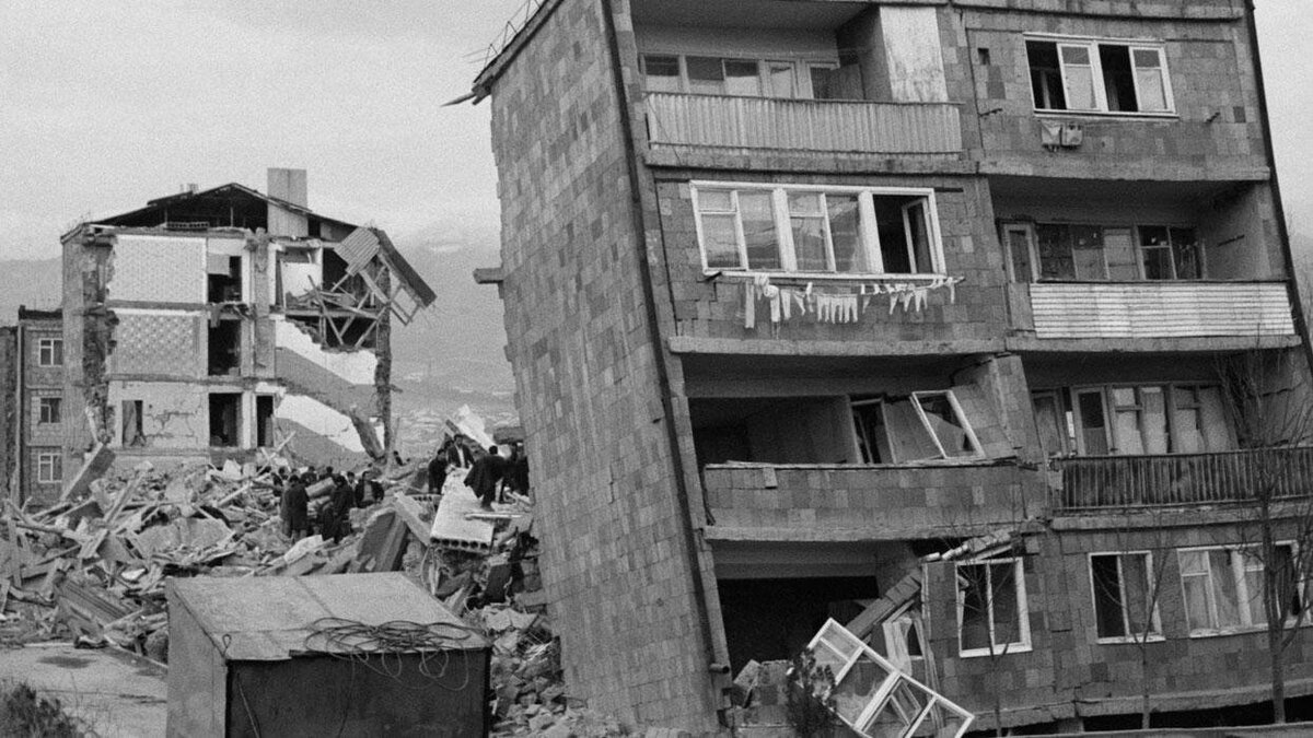      Дома Спитака