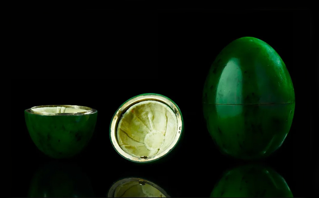 Нефритовое яйцо для великой княгини Елизаветы Федоровны, 1904г., Фаберже, фото из открытых источников 