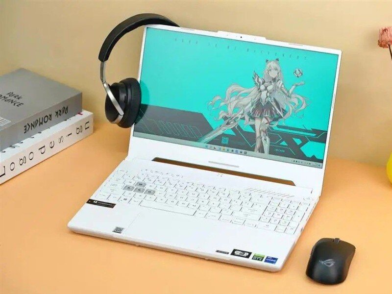    ASUS представила игровой ноутбук Tianxuan 4R с мощным железом. Цена — от $1079