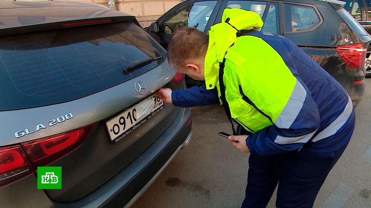 В Санкт-Петербурге нашли управу на не желающих оплачивать парковку хитрых  водителей | НТВ: лучшее | Дзен