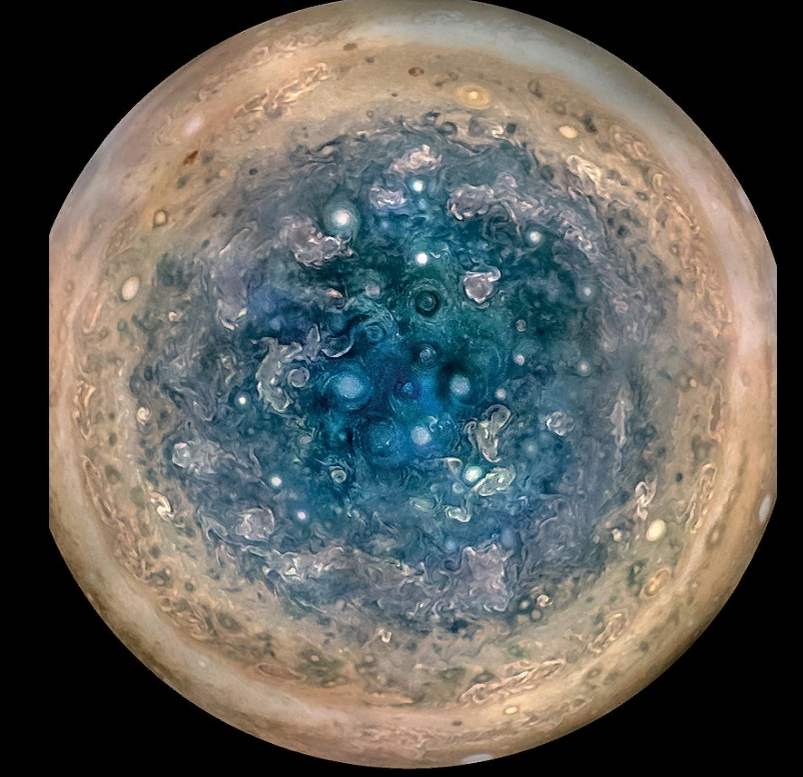 Южный полюс Юпитера, фото с Юноны