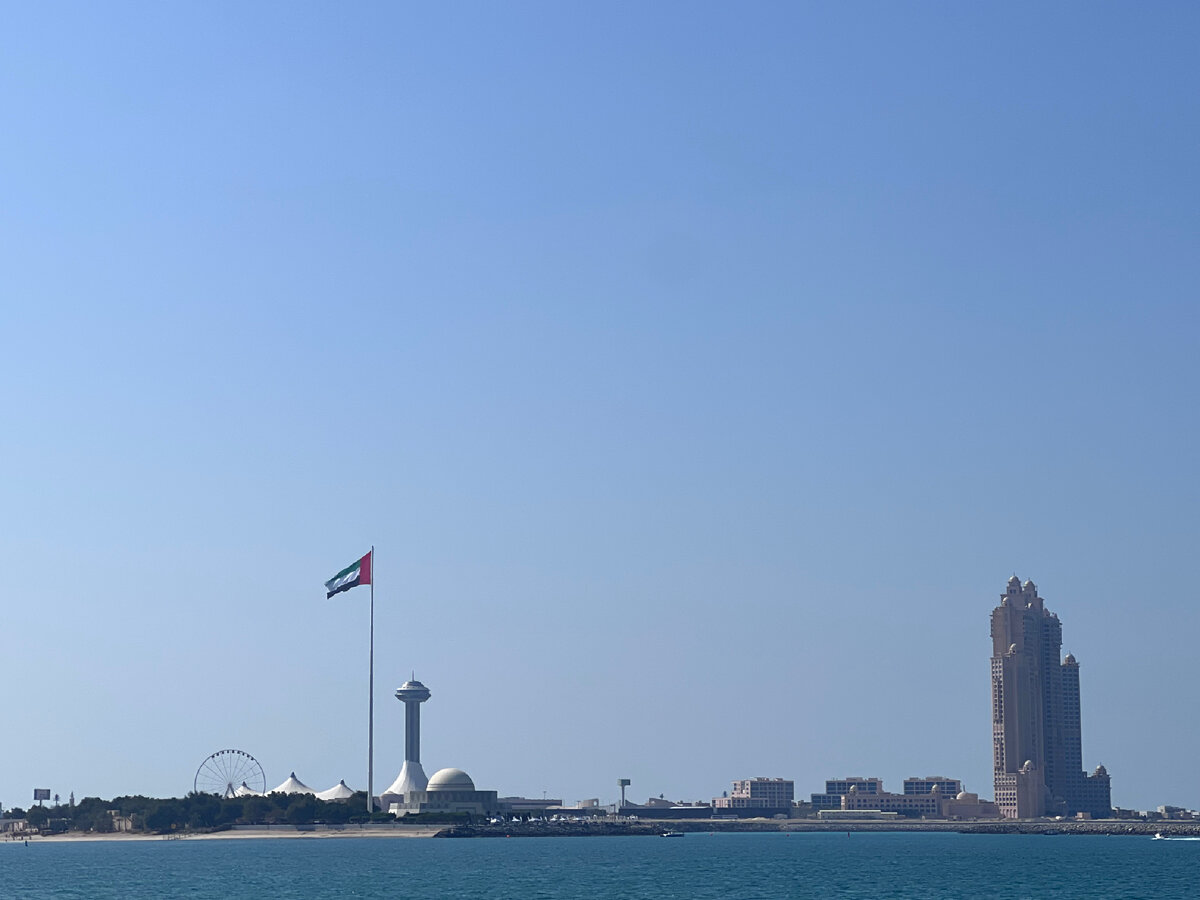 Вид с набережной Корниш