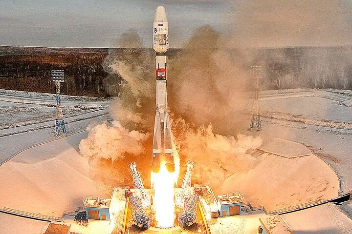 Запуск ракеты-носителя “Союз 2.1б” со стартовой площадки космодрома "Восточный" 28 ноября 2017 года.
Фото: REUTERS