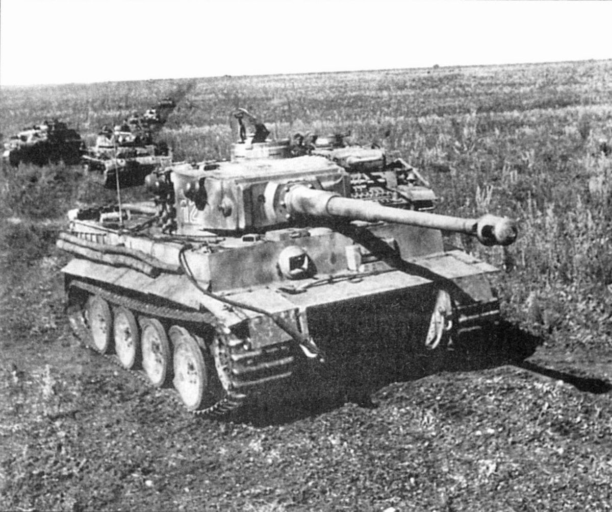 История немецких танков. Танк тигр 1943. Немецкий танк тигр в 1943. Танк тигр Курск 1943. Танк тигр 1 операция Цитадель.