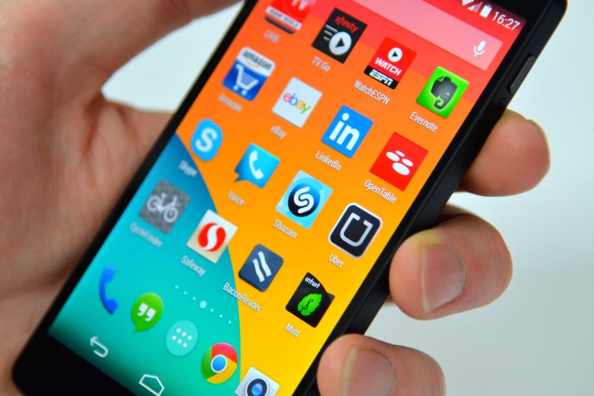 Какие новые андроиды. Bakcell smartfon