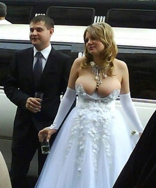 Откровенные свадебные платья для невест