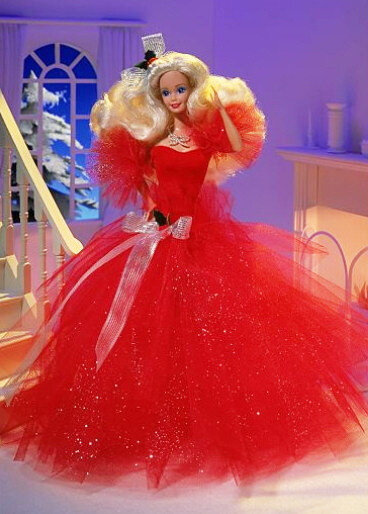Barbie Holiday 1988, первая кукла Барби праздничной рождественской линии. В 2018 году мы отмечаем 30-летие.
