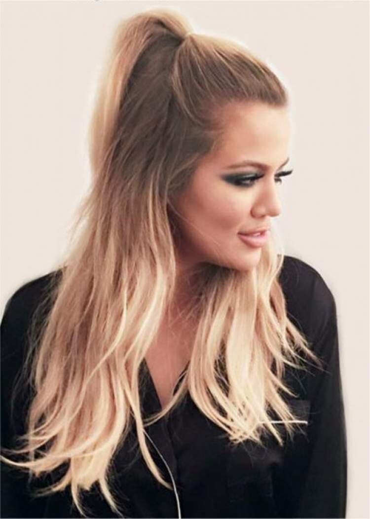 Все кто смотрел сериалы или фильмы в средневековом стиле навернека видели мужчин и женщин носящих эту практичную прическу, идеально подходящую для тех, кто хочет избежать падения локонов на глаза.