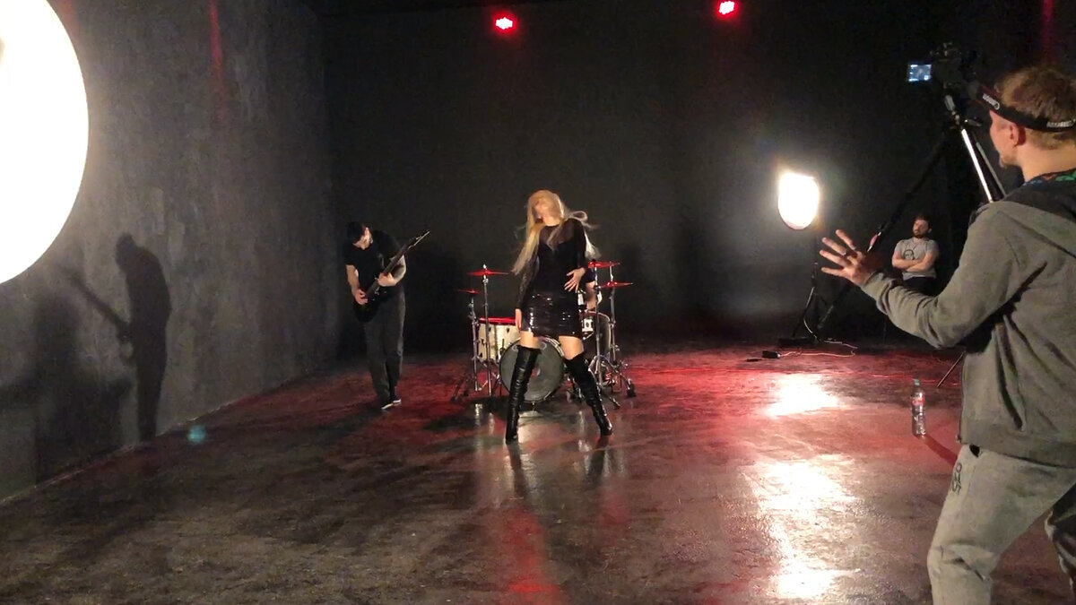 На моём Youtube канале по этому случаю вышли 2 видео: влог и впечатления о поездке