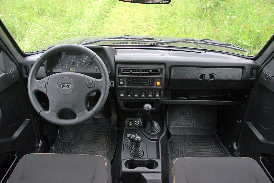 Lada Niva 4x4 Urban салон