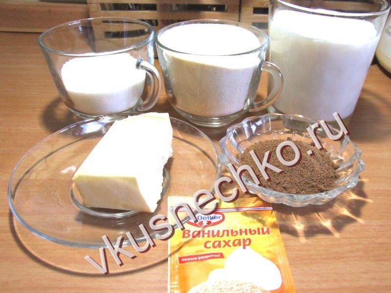Пирожные из манки, ингредиенты для приготовления.