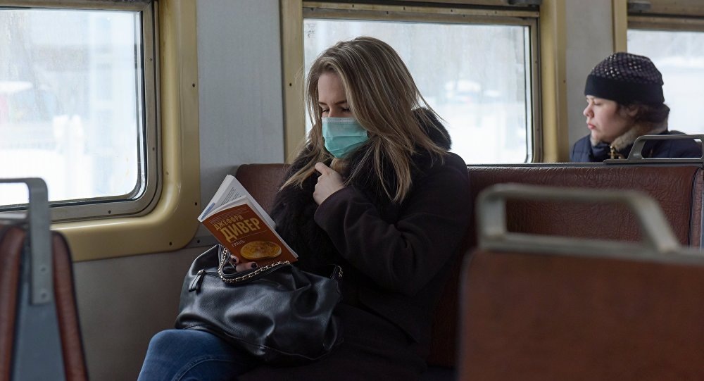 Погибшие и пострадавшие

По информации Национальной комиссии по здравоохранению Китая, в стране зарегистрирован 80 881 подтвержденный случай заболевания. Число заразившихся во всем мире, согласно данным SCMP, превысило 182 тыс. человек.


По данным Всемирной организации здравоохранения на 16 марта, за пределами Китая выявлено 86 434 инфицированных, в мире за сутки подтверждено 13 874 новых случая. Всего носители инфекции обнаружены в 151 стране и территории (плюс четыре за сутки). За пределами КНР от коронавируса скончались 3388 человек (плюс 848 за сутки).

Всего умерли 7415 человек (данные SCMP).

