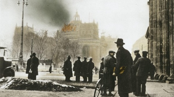 Горящий Рейхстаг