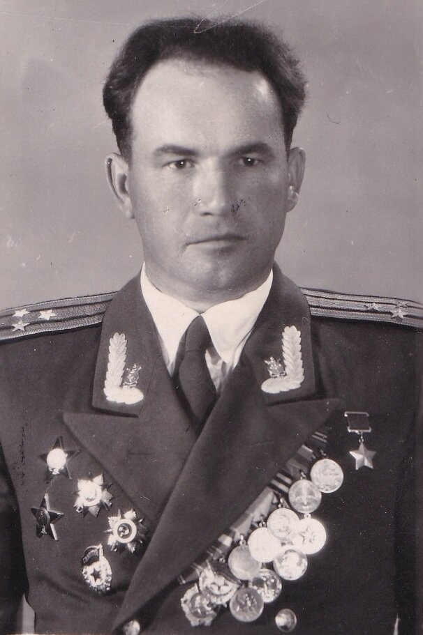 Герой Советского Союза Котов Георгий Карпович, фотография 1960-х годов.