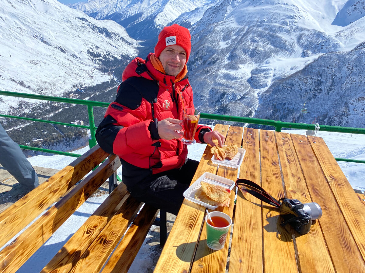 По дороге на Эльбрус рассматривали поселения кабардинцев 