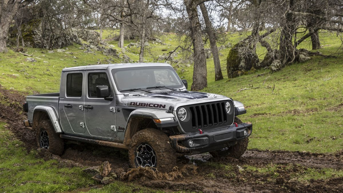 Jeep Gladiator Rubicon turn