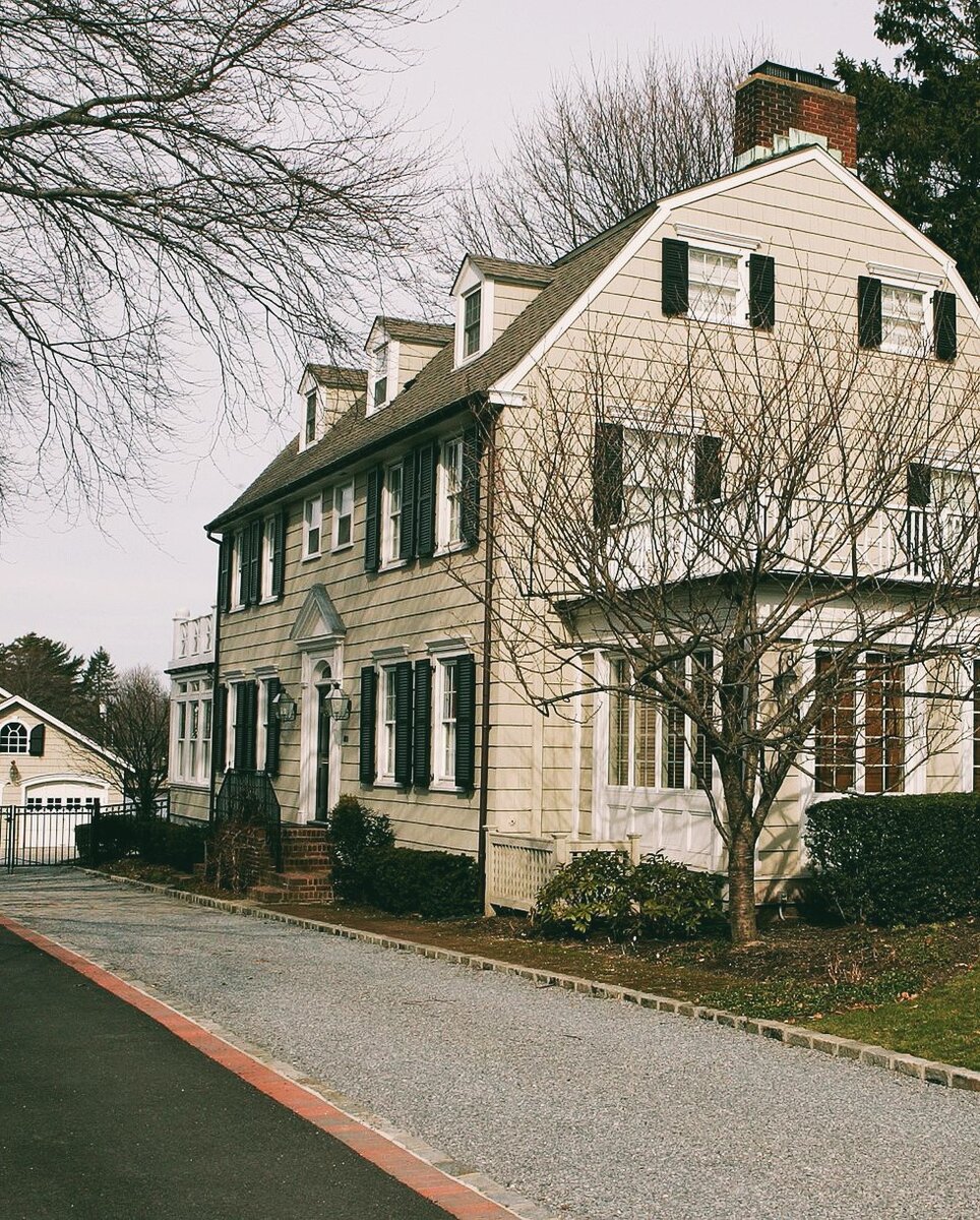 Дом ужасов "Амитивилль" в Амитивилле, штат Нью-Йорк