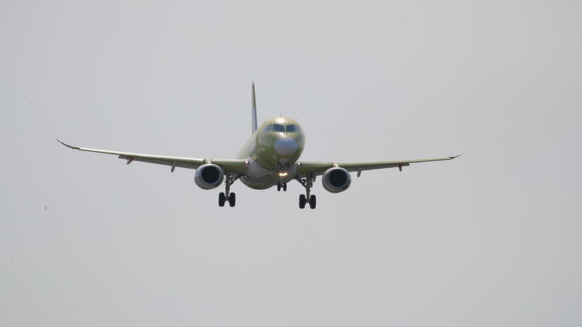     Полёт SJ-100  ПАО «ОАК»